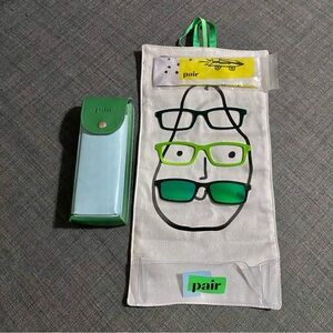 Pair Green and White Eyewear Organizer Set